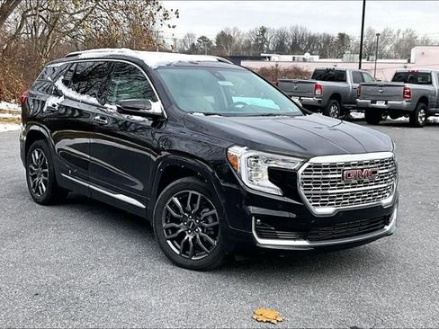 Certified 2024 GMC Terrain Denali w/ Black Diamond Edition image 2