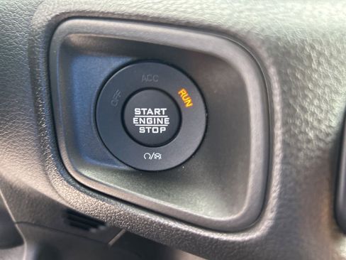 New 2026 Jeep Gladiator Sport AWD/4WD image 40