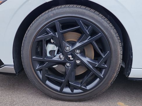 Used 2025 Hyundai Elantra N Line image 6