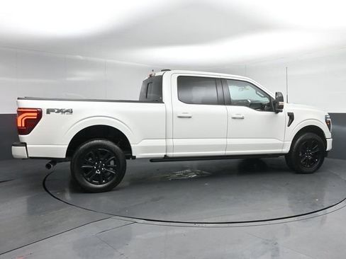 Certified 2025 Ford F150 Platinum w/ FX4 Off-Road Package AWD/4WD image 4