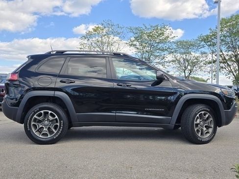 Used 2020 Jeep Cherokee Trailhawk w/ Cold Weather Group image 43