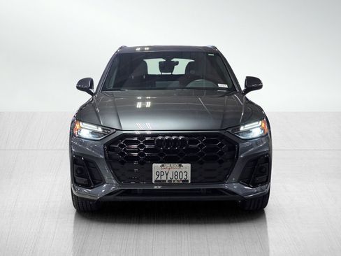 Used 2024 Audi Q5 2.0T Premium w/ Summer of Audi Package image 2