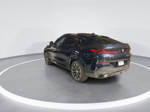 New 2026 BMW X6 xDrive40i w/ Climate Comfort Package image 6
