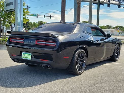 Used 2021 Dodge Challenger R/T Scat Pack RWD image 6