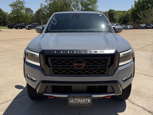 Used 2024 Nissan Frontier PRO-4X w/ Off-Road Protection Package AWD/4WD image 3