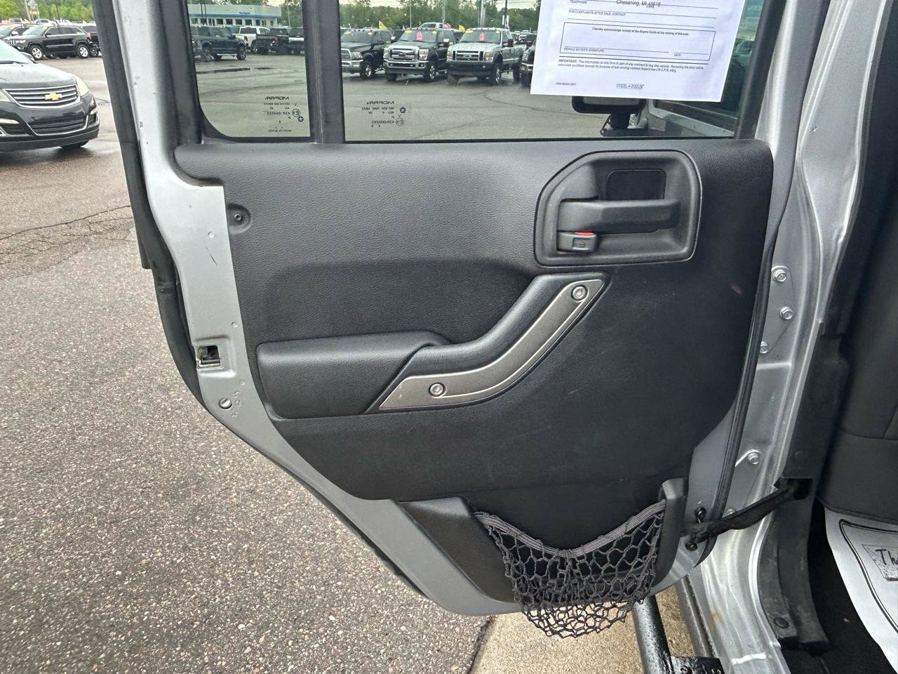 Used 2015 Jeep Wrangler Unlimited Sport AWD/4WD image 13