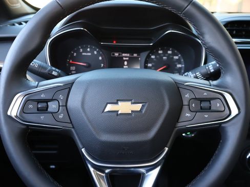 Certified 2023 Chevrolet TrailBlazer ACTIV w/ Convenience Package image 12