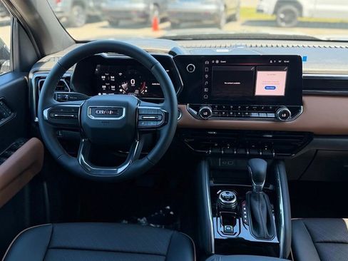 New 2026 GMC Canyon AT4 w/ Technology Plus Package AWD/4WD image 12