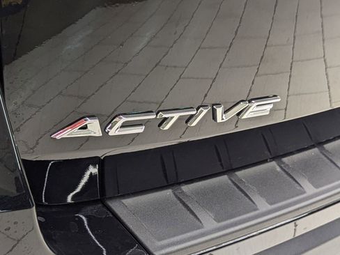 New 2026 Ford Explorer Active w/ Active Comfort Package image 32