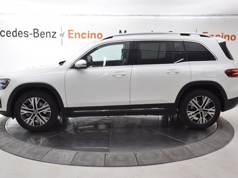 New 2026 Mercedes-Benz GLB 250 image 3