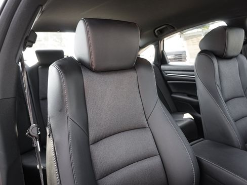 Used 2020 Honda Accord Sport image 35