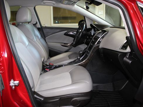 Used 2015 Buick Verano w/ Comfort Package FWD image 25