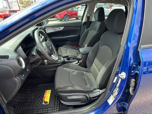 Used 2024 Kia Forte LXS image 10