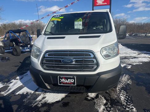 Used 2015 Ford Transit 350 XLT image 4