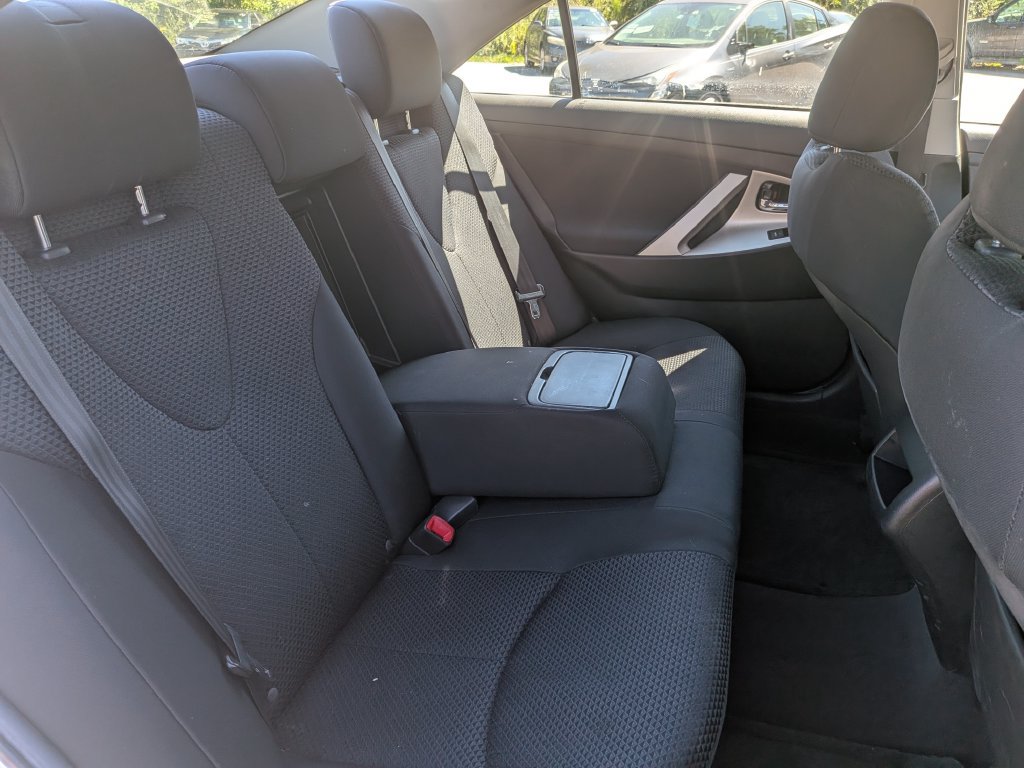 Used 2011 Toyota Camry SE w/ Fleet Convenience Pkg FWD image 24