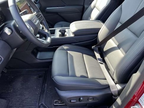 New 2025 GMC Acadia Elevation w/ Elevation Premium Package image 19