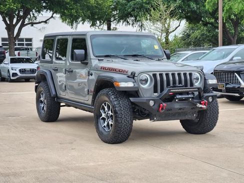 Used 2022 Jeep Wrangler Unlimited Rubicon w/ Cold Weather Group AWD/4WD image 3