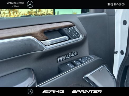 Used 2025 Chevrolet Silverado 1500 High Country image 13
