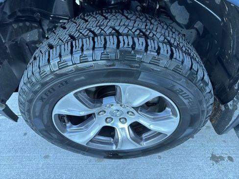 Used 2021 RAM 1500 Laramie image 21