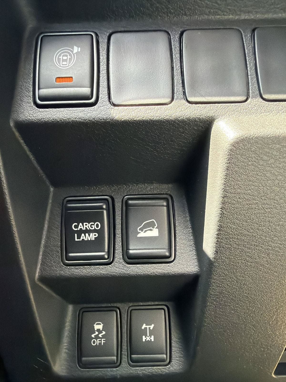 Used 2025 Nissan Frontier PRO-4X w/ Interior Protection Package AWD/4WD image 22