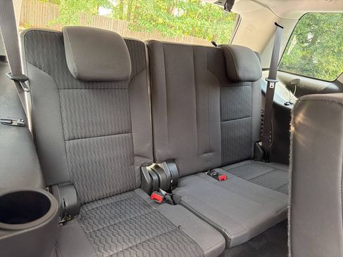 Used 2015 GMC Yukon SLE w/ Convenience Package RWD image 25