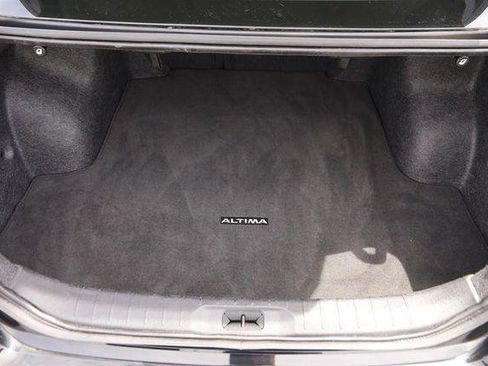 Used 2024 Nissan Altima 2.5 SV FWD image 7