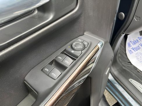 Used 2021 Chevrolet Silverado 1500 LT Trail Boss w/ Convenience Package II image 19