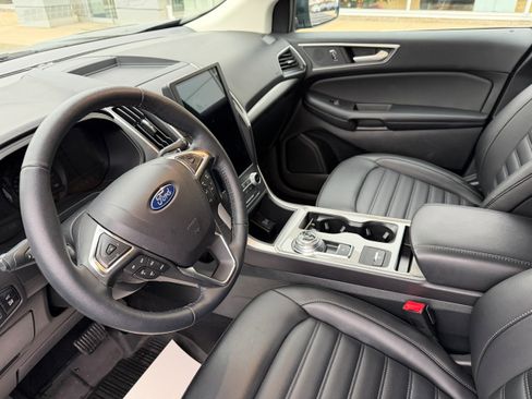 Certified 2024 Ford Edge SEL w/ Convenience Package AWD/4WD image 13