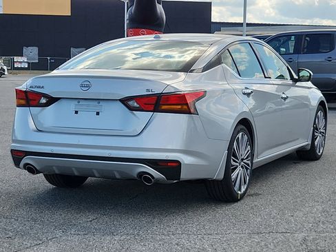 New 2025 Nissan Altima 2.5 SL image 3