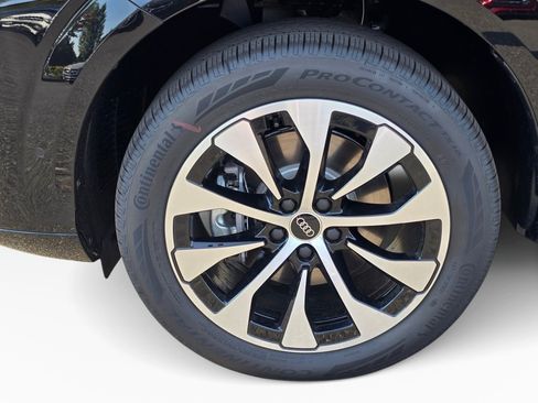 New 2026 Audi Q3 quattro 2.0T AWD/4WD image 10