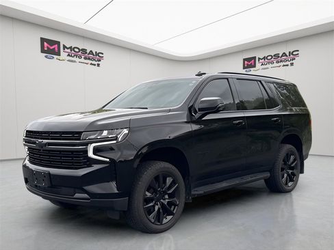 Used 2022 Chevrolet Tahoe RST image 3