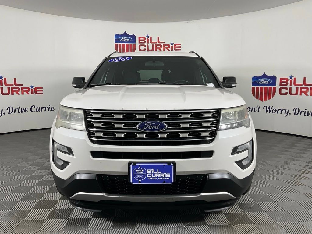 Used 2017 Ford Explorer XLT FWD image 8