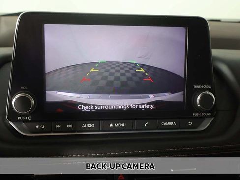 Used 2022 Nissan Rogue SV AWD/4WD image 5