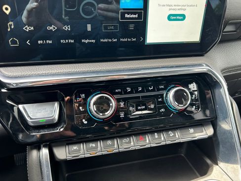 Certified 2024 GMC Sierra 1500 Denali AWD/4WD image 29
