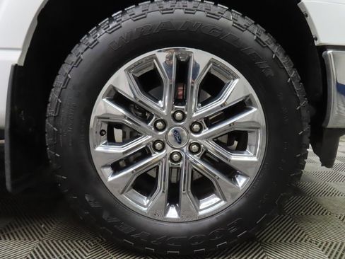 Used 2025 Ford F150 Lariat AWD/4WD image 10