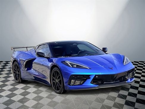 Used 2024 Chevrolet Corvette Stingray Premium Conv w/ Z51 Performance Package image 4