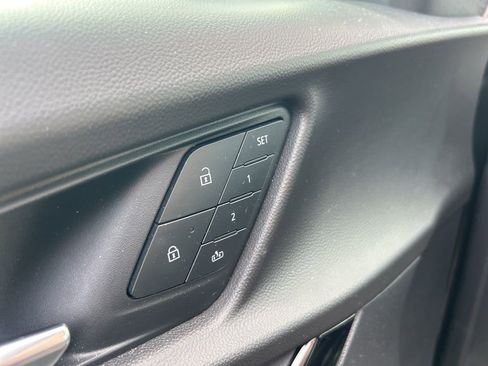 Used 2026 Chevrolet Equinox RS w/ Convenience Package III image 11