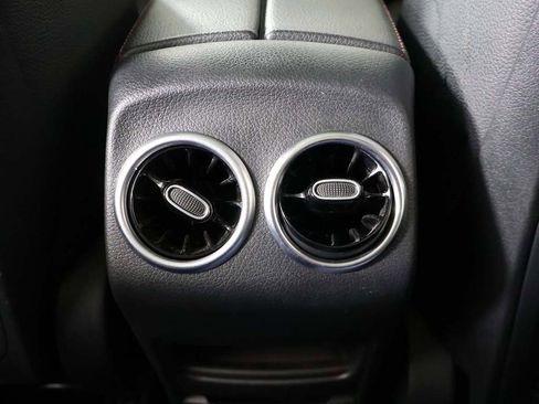 Used 2024 Mercedes-Benz GLA 250 4MATIC image 50