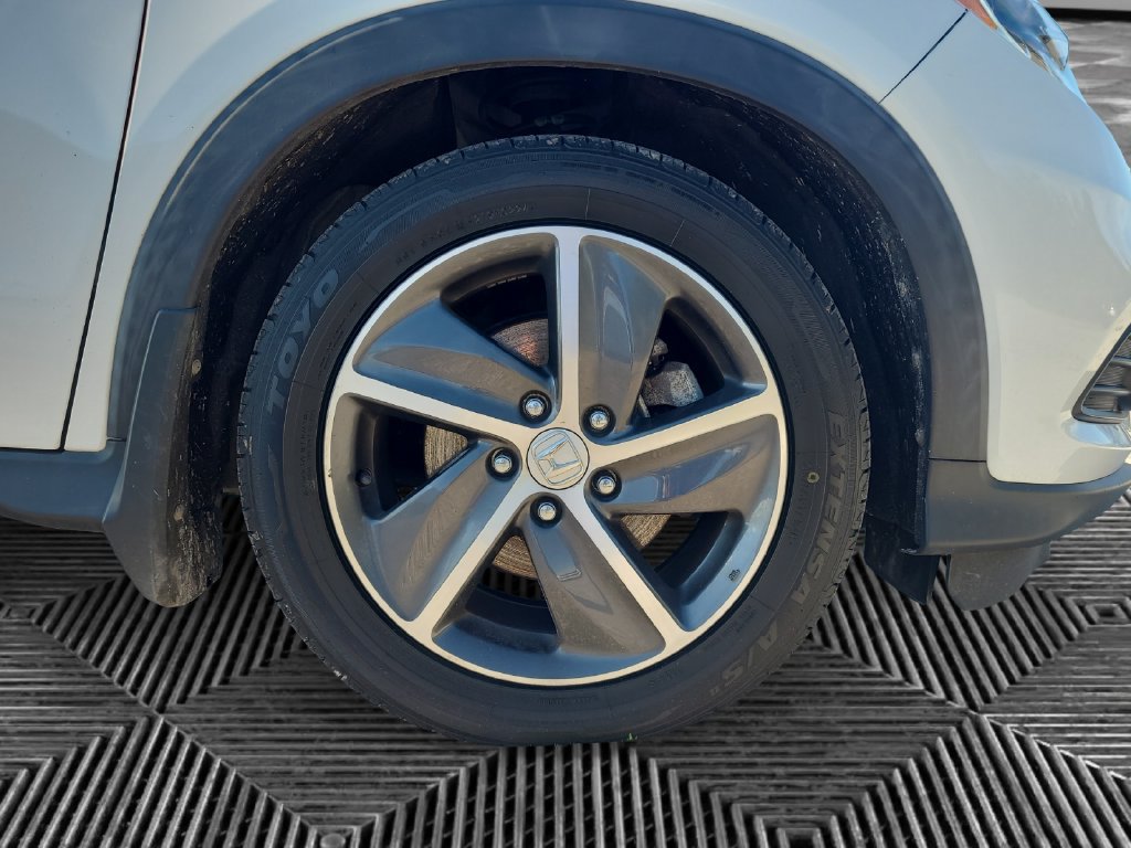 Used 2022 Honda HR-V EX image 16