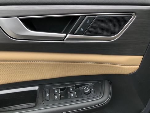 New 2026 Volkswagen Atlas Cross Sport SE AWD/4WD image 5