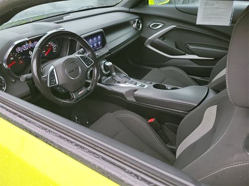 Used 2021 Chevrolet Camaro SS image 3