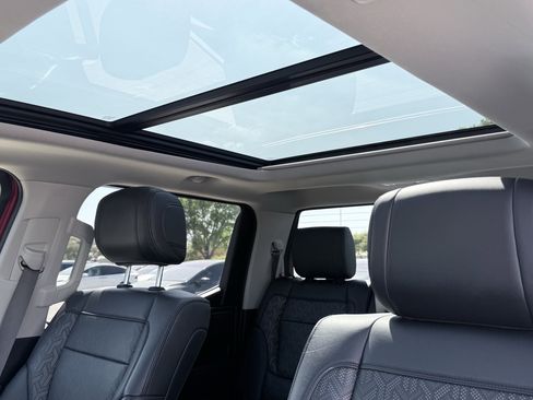 Used 2022 Toyota Tundra Limited image 2