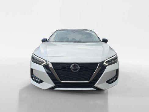 Certified 2023 Nissan Sentra SR w/ SR Premium Package FWD image 9