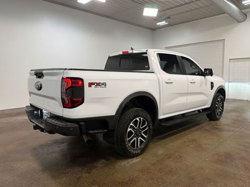 Used 2024 Ford Ranger Lariat w/ FX4 Off-Road Package image 35