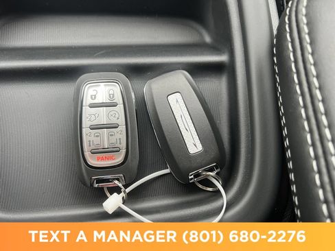 New 2027 Chrysler Pacifica Select AWD/4WD image 29