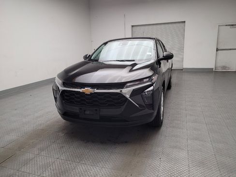 Used 2024 Chevrolet Trax LS FWD image 15