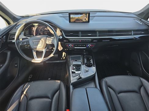 Used 2019 Audi Q7 3.0T Premium Plus w/ Premium Plus Package image 9