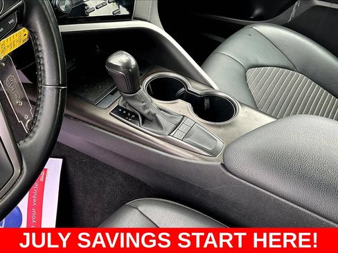 Used 2022 Toyota Camry SE FWD image 19