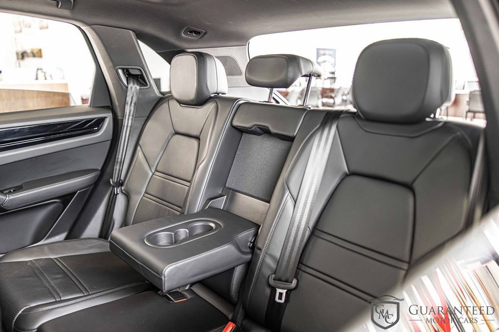 Used 2020 Porsche Cayenne E-Hybrid AWD/4WD image 37