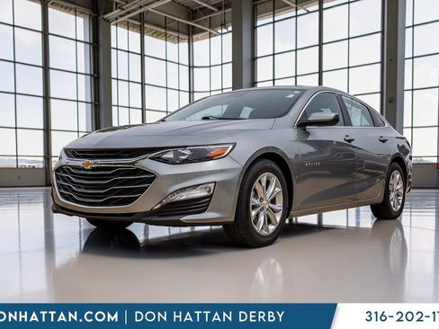 Used 2024 Chevrolet Malibu LT FWD image 1